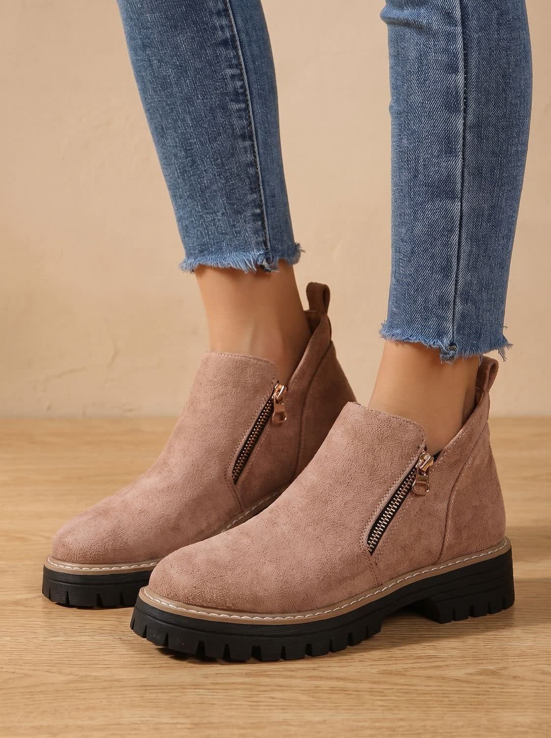 Damaris Arch Support Lug Sole Ankle Boots_16