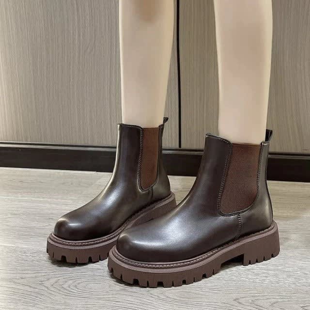 Greta Chunky Lug Sole Chelsea Boots