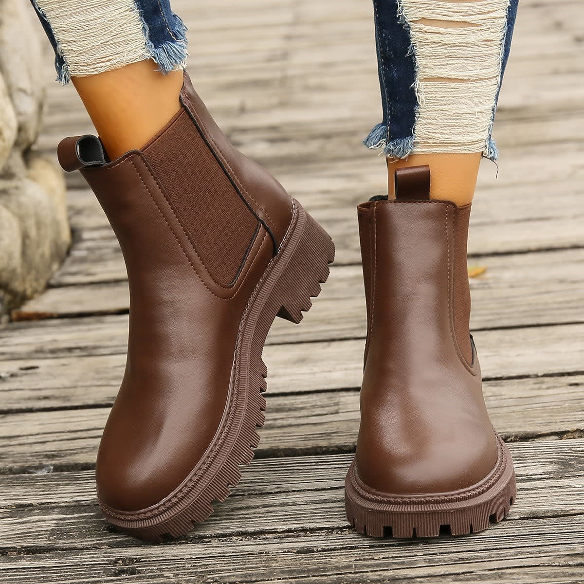 Greta Chunky Lug Sole Chelsea Boots_7